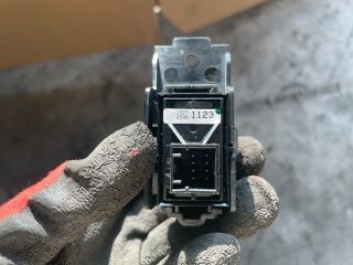 bontott OPEL INSIGNIA Kézifék Kapcsoló