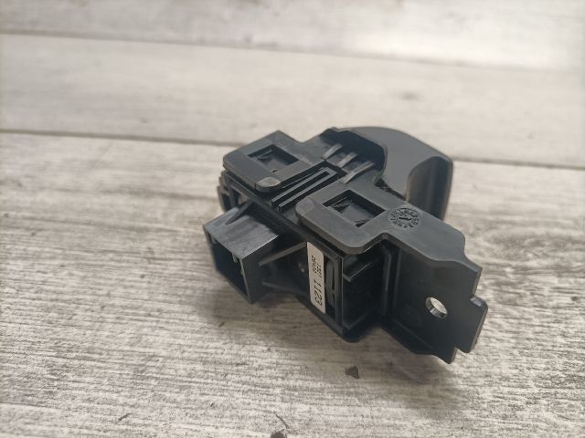 bontott OPEL INSIGNIA Kézifék Kapcsoló