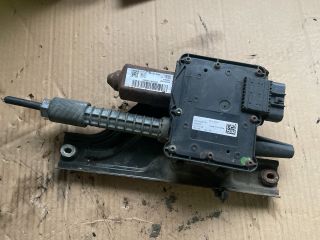 bontott OPEL INSIGNIA Kézifék Motor