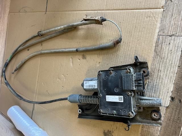 bontott OPEL INSIGNIA Kézifék Motor