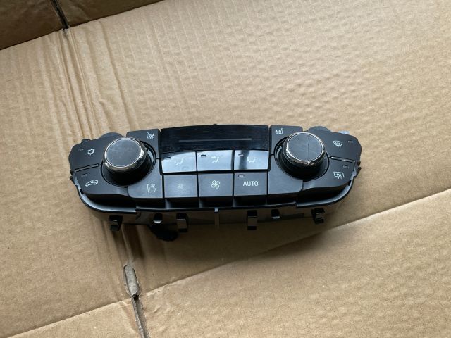 bontott OPEL INSIGNIA Klíma Kapcsoló