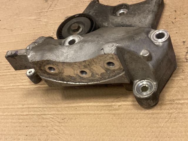 bontott OPEL INSIGNIA Klímakompresszor Tartó Bak