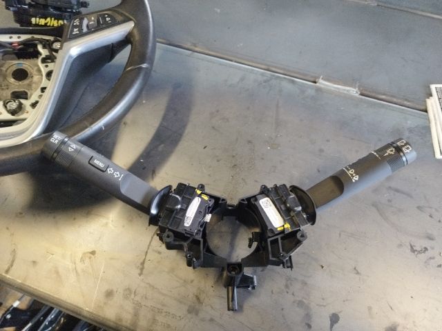 bontott OPEL INSIGNIA Komplett Kormánykapcsoló (Bajuszkapcsoló)