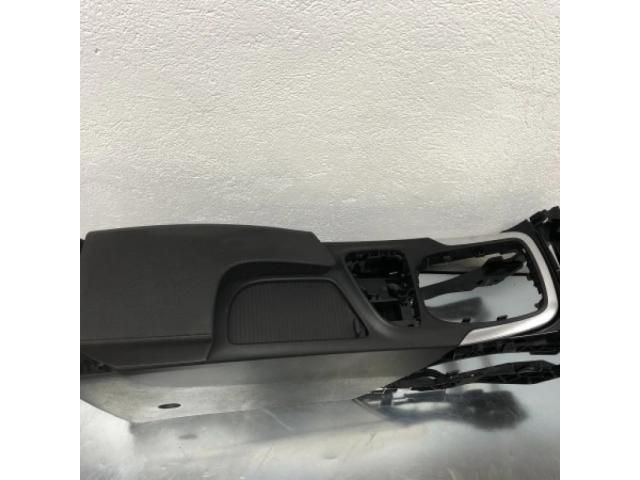 bontott OPEL INSIGNIA Könyöklő