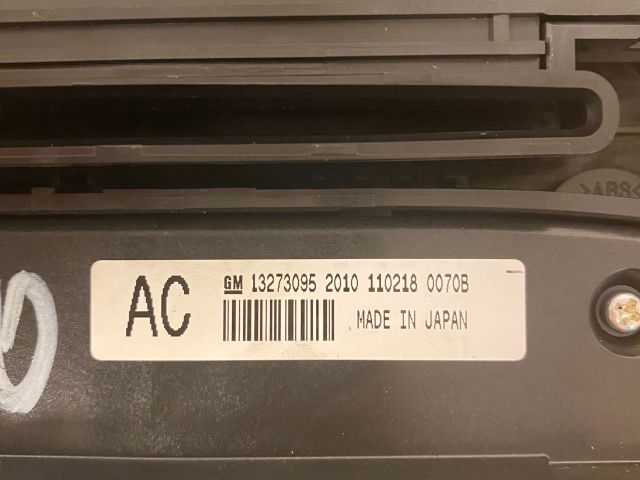 bontott OPEL INSIGNIA Középkonzol Vezérlő Panel