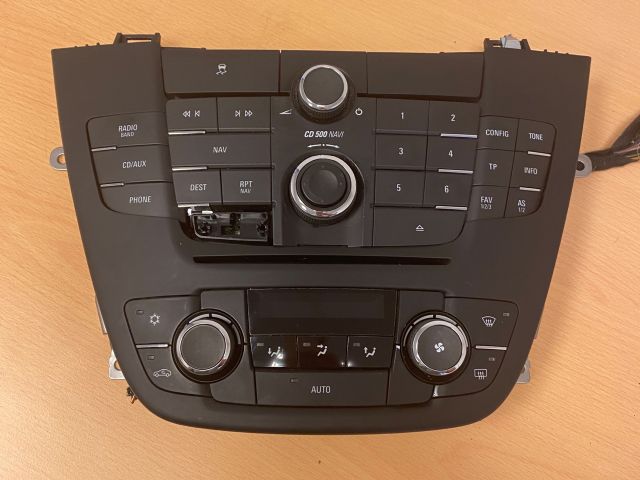 bontott OPEL INSIGNIA Középkonzol Vezérlő Panel