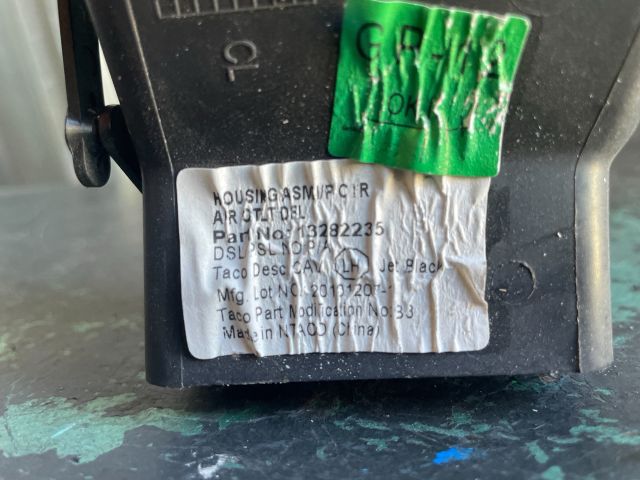 bontott OPEL INSIGNIA Középső Bal Szellőző