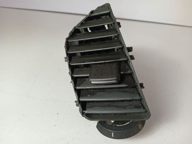 bontott OPEL INSIGNIA Középső Bal Szellőző