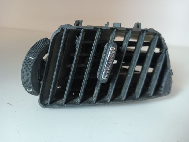 bontott OPEL INSIGNIA Középső Bal Szellőző