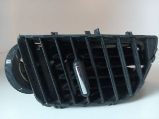 bontott OPEL INSIGNIA Középső Jobb Szellőző