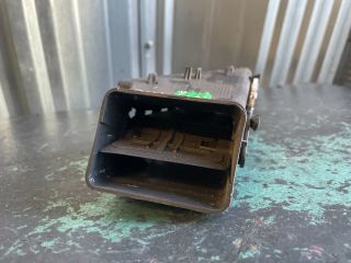 bontott OPEL INSIGNIA Középső Jobb Szellőző