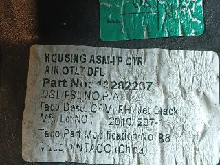 bontott OPEL INSIGNIA Középső Jobb Szellőző