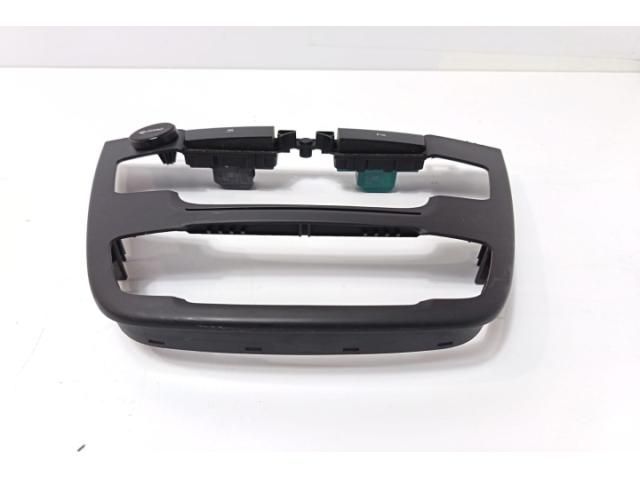 bontott OPEL INSIGNIA Középső Műszerfal Díszléc