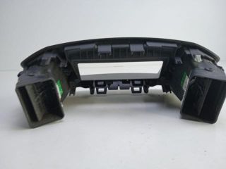 bontott OPEL INSIGNIA Középső Szellőző