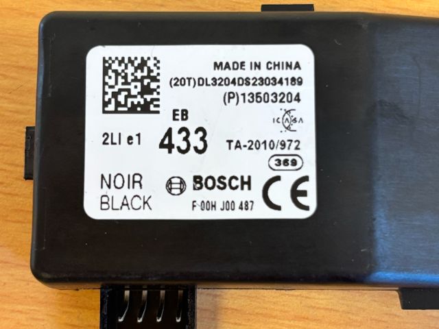 bontott OPEL INSIGNIA Központizár Antenna