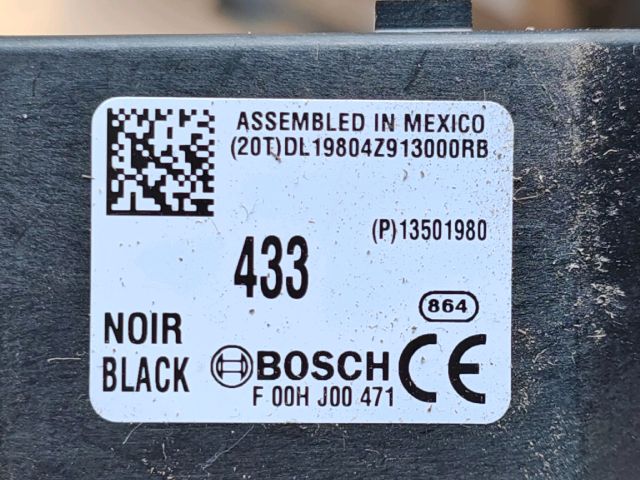 bontott OPEL INSIGNIA Központizár Antenna