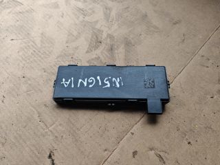 bontott OPEL INSIGNIA Központizár Antenna