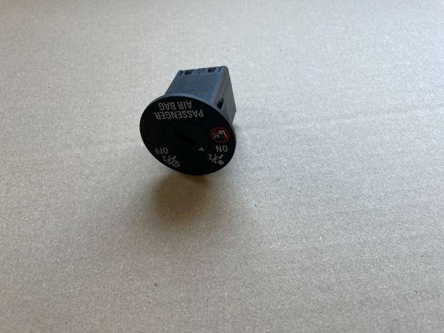 bontott OPEL INSIGNIA Légzsák Kapcsoló