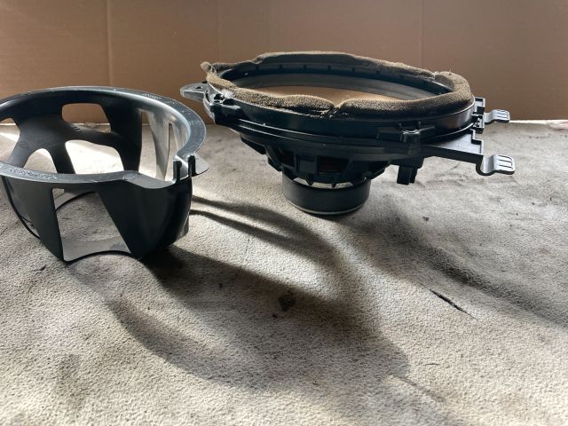 bontott OPEL INSIGNIA Mélynyomó Hangszóró