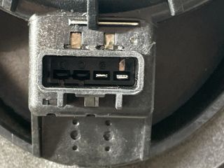 bontott OPEL INSIGNIA Mélynyomó Hangszóró