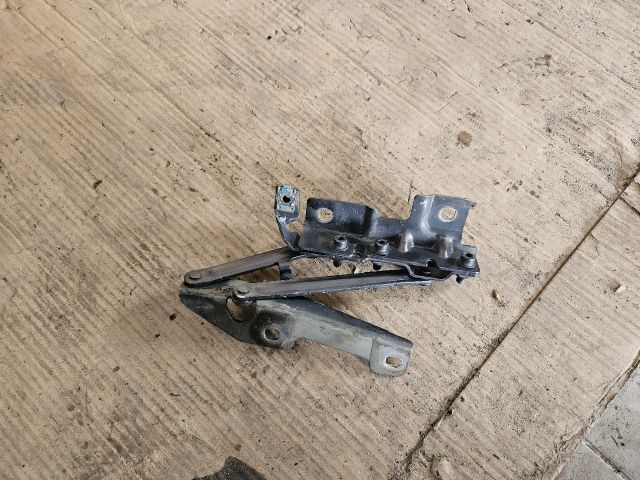 bontott OPEL INSIGNIA Motorháztető Bal Zsanér