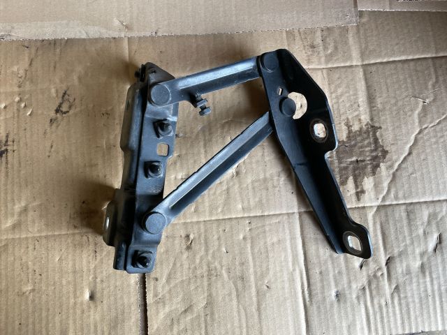 bontott OPEL INSIGNIA Motorháztető Bal Zsanér