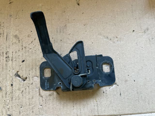 bontott OPEL INSIGNIA Motorháztető Zárszerkezet