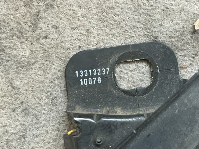 bontott OPEL INSIGNIA Motorháztető Zárszerkezet