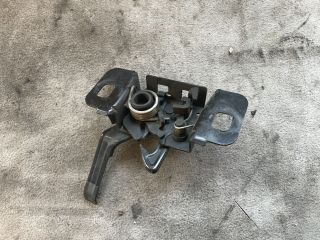 bontott OPEL INSIGNIA Motorháztető Zárszerkezet