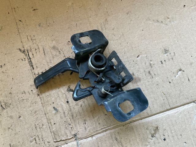 bontott OPEL INSIGNIA Motorháztető Zárszerkezet