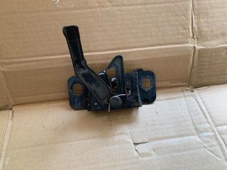 bontott OPEL INSIGNIA Motorháztető Zárszerkezet