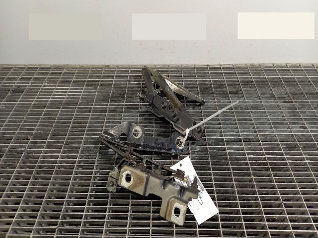 bontott OPEL INSIGNIA Motorháztető Zsanér Pár