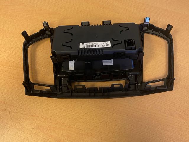 bontott OPEL INSIGNIA Multifunkciós Kijelző