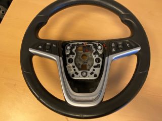 bontott OPEL INSIGNIA Multikormány