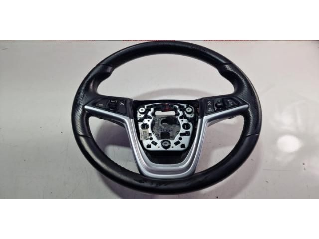 bontott OPEL INSIGNIA Multikormány