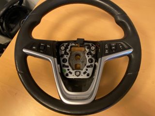 bontott OPEL INSIGNIA Multikormány