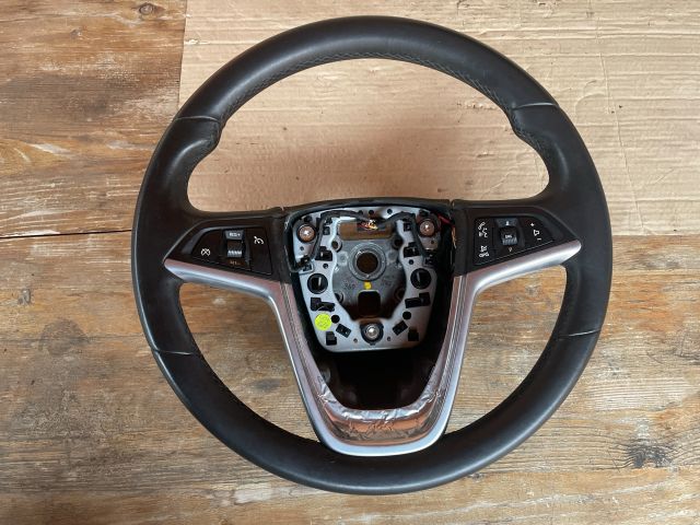 bontott OPEL INSIGNIA Multikormány