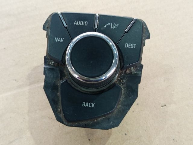 bontott OPEL INSIGNIA Multimédia Vezérlő