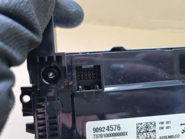 bontott OPEL INSIGNIA Navigációs Fejegység