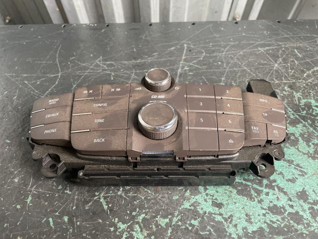bontott OPEL INSIGNIA Rádió / CD Kapcsoló