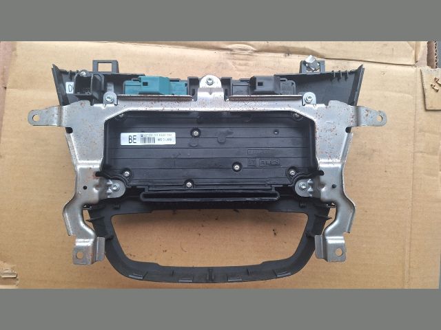 bontott OPEL INSIGNIA Rádió / CD Kapcsoló