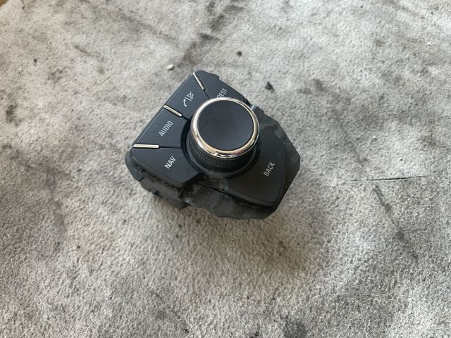 bontott OPEL INSIGNIA Rádió / CD Kapcsoló