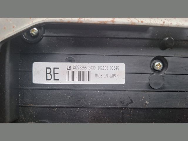 bontott OPEL INSIGNIA Rádió / CD Kapcsoló