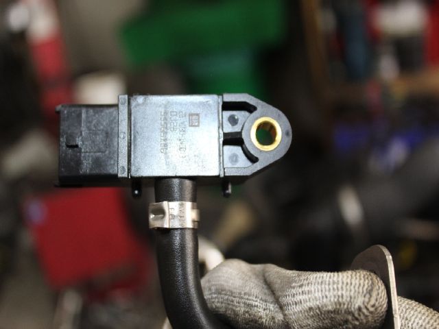 bontott OPEL INSIGNIA Részecskeszűrő Nyomásérzékelő