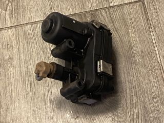 bontott OPEL INSIGNIA Szívósor Elektronika