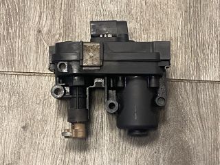 bontott OPEL INSIGNIA Szívósor Elektronika