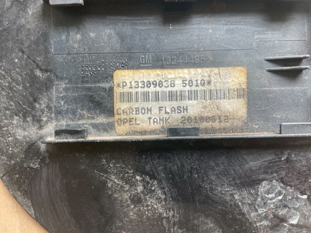 bontott OPEL INSIGNIA Tankajtó