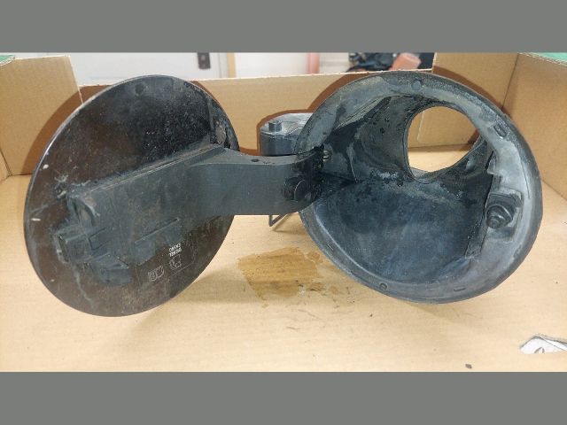 bontott OPEL INSIGNIA Tankajtó