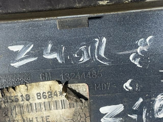 bontott OPEL INSIGNIA Tankajtó