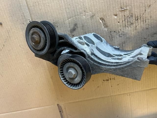 bontott OPEL INSIGNIA Tartó Bak